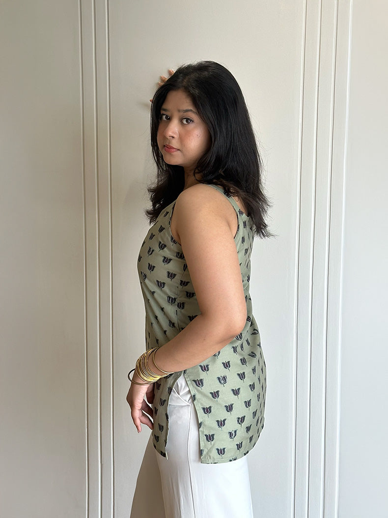 Luma Short Kurti Sleeveless