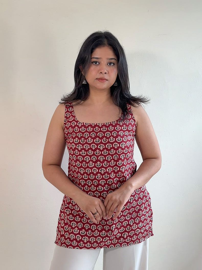 Ruhani Short Kurti Sleeveless