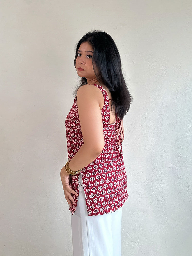 Ruhani Short Kurti Sleeveless