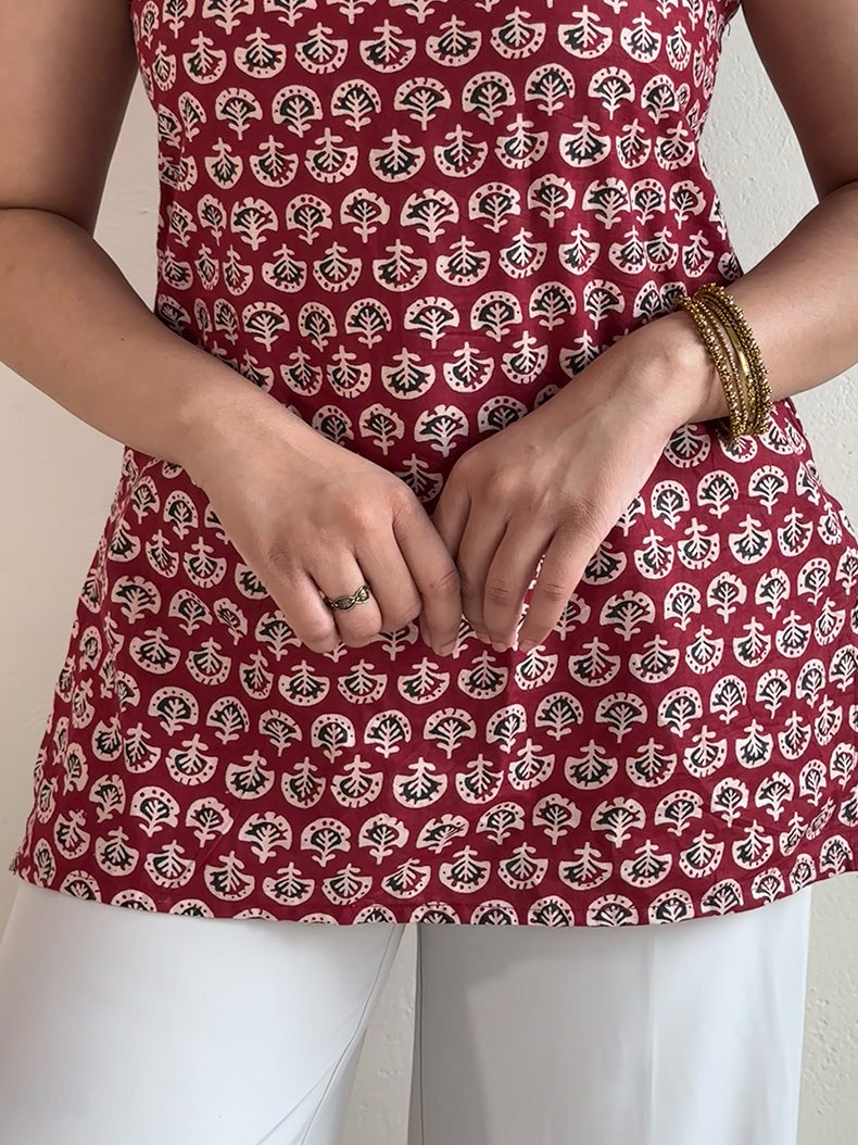 Ruhani Short Kurti Sleeveless